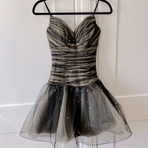 XTreme Impression Tulle Sweetheart Neck Formal Mini Dress Black Sz 2